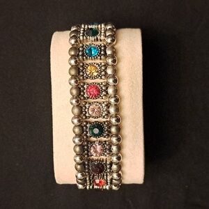 Vintage-Style Rhinestone Stretch Bracelet